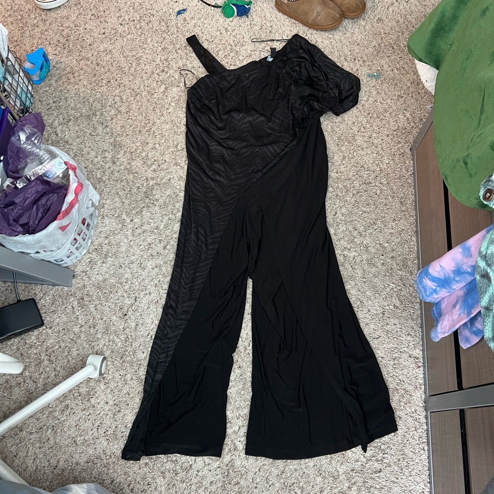R&M Richard’s 16W NWOT Black jumpsuit
